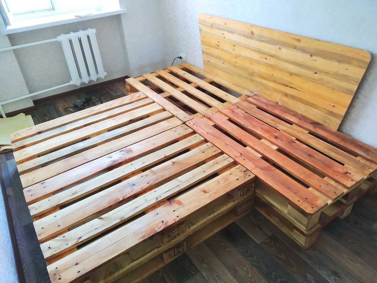 Кровать из поддонов — виды и особенности. как сделать своими руками?