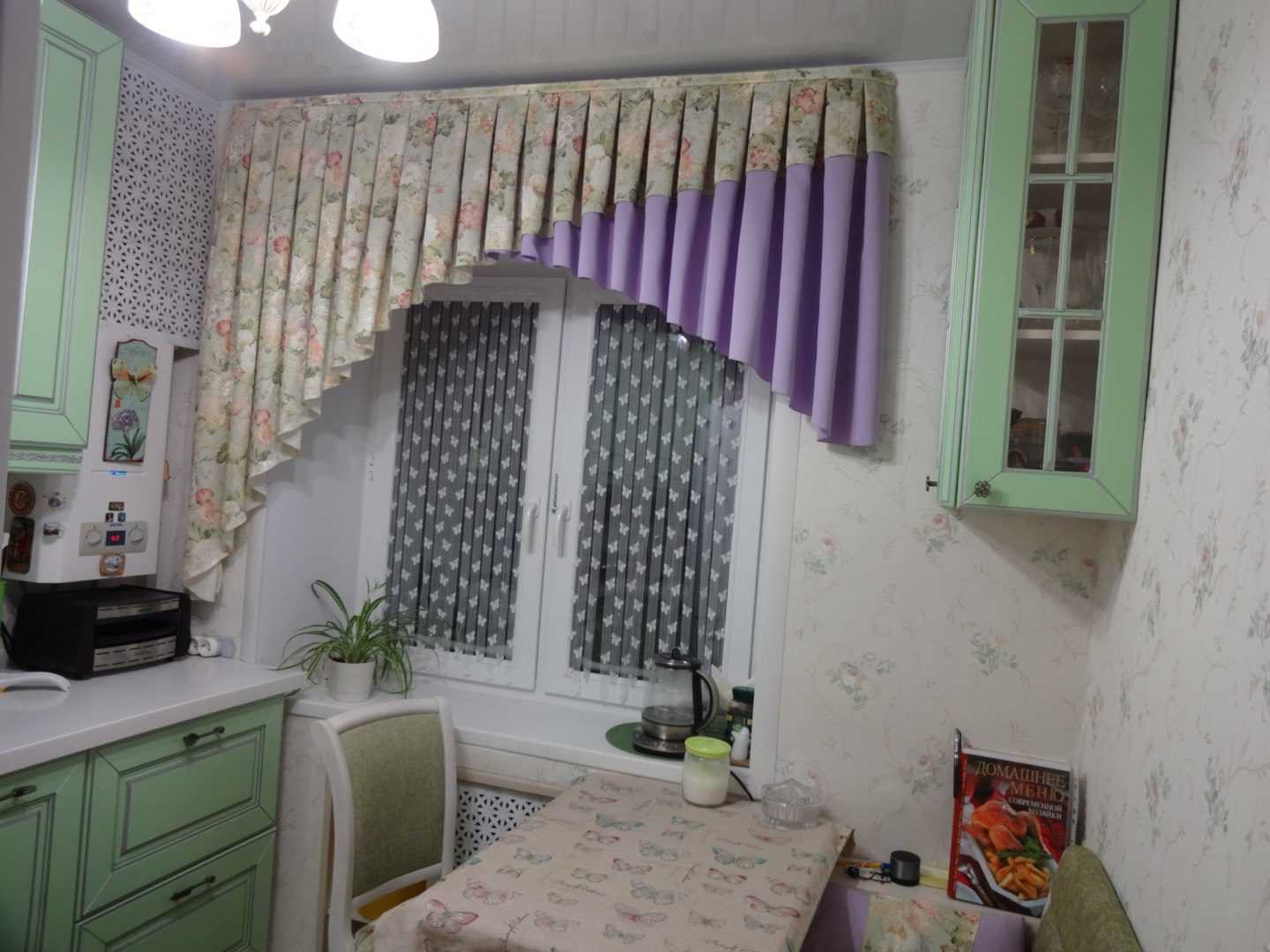 Ламбрекены для кухни, шторы и занавески с ламбрекеном (19 фото)